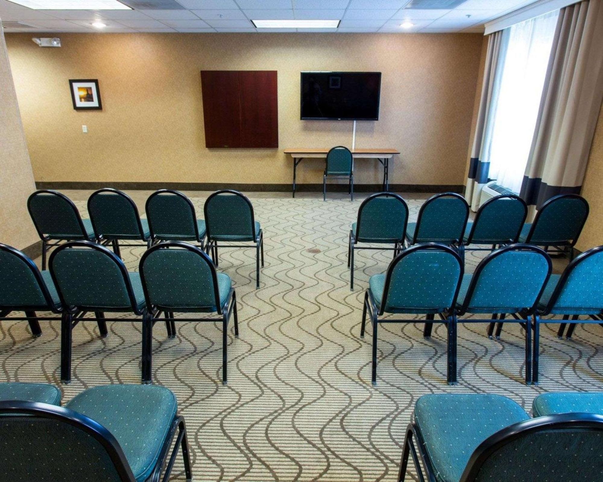 Comfort Suites Grand Rapids South Kentwood Εξωτερικό φωτογραφία